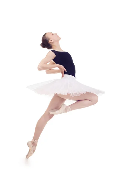 Nádherná Ballerina, v bílém školném baletu. — Stock fotografie