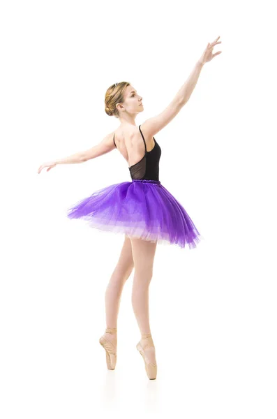 Menina em tutu roxo e couro preto balé de dança . — Fotografia de Stock