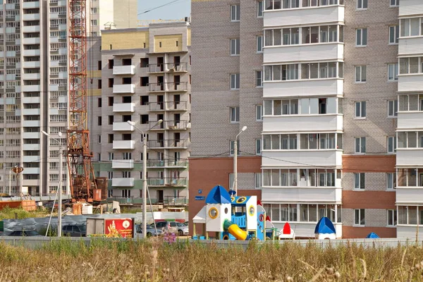 Vologda, yeni apartmanlar 5 bölgesi 2018 inşaatı Russia.City