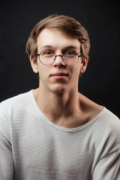 Close up portrait of pleasant guy in glasses — Stock Photo, Image