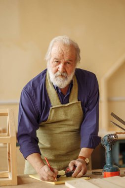 Beyaz Sakal, bıyık nad saç bir tasarım geliştirme ile olgun yaşlı usta