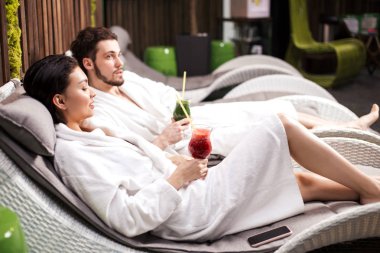 yan görünümü fotoğraf tatil beldesinde olan iş adamları yukarı kapatın