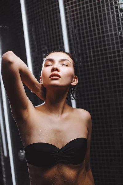 Lovely woman after shower — Stock Photo, Image