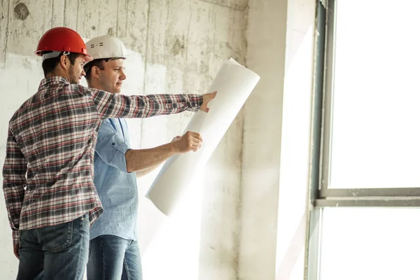 En stor plan av byggnad, ombyggnad — Stockfoto