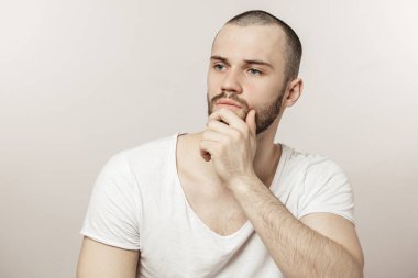 Süper delikanlı bir planı yapma.