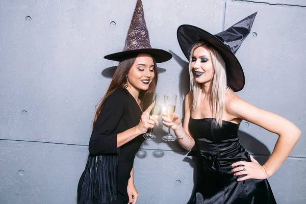 Portrait Two Happy Young Women Black Witch Halloween Costumes Party — Stock Photo, Image