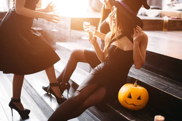 Halloween Party Three Girls Costumes Party Halloween Posing Glasses Champagne — Stock Photo, Image