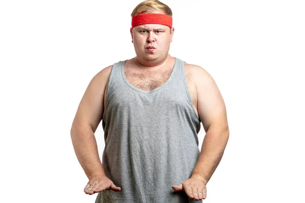 Hombre gordo, sintiéndose furioso, en posición de lucha listo para golpear, estudio aislado blanco —  Fotos de Stock