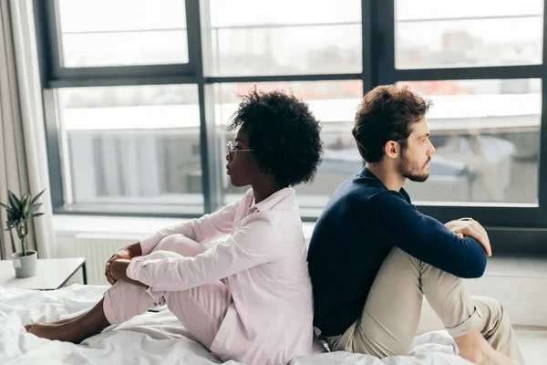 Persone, difficoltà di relazione, conflitto e concetto di famiglia — Foto Stock