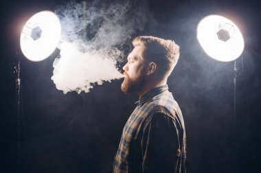 korku veren Kızıl saçlı adam yasaktır mekanik vipe aygıt