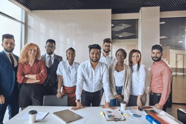 Hintli lider şirketi için sorumludur