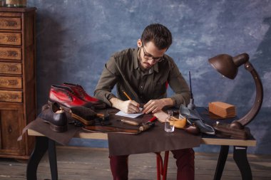 desen çizim kursları öğrenci katılır