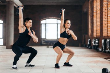 sporcu ve sporcumuz kettlebell Spor Merkezi ile ağız kavgası yapıyor