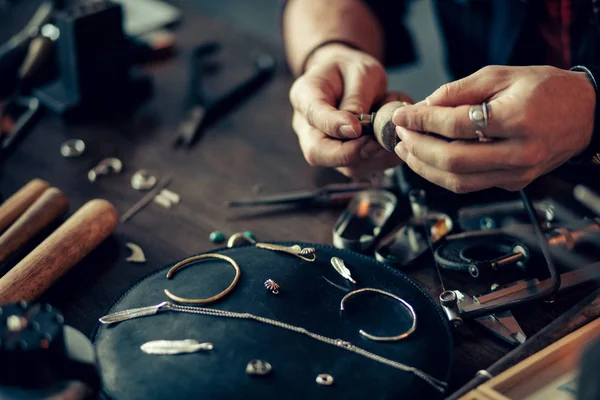 Usta metaverilerini designs.close kadar fotoğraf