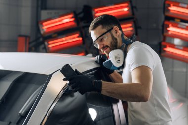 korku veren adam boyama durumunu denetleme.