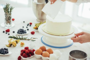 düzgünce bir şekerci iş