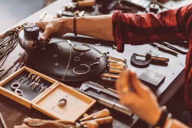 vasıflı esnaf halka taş ayarı