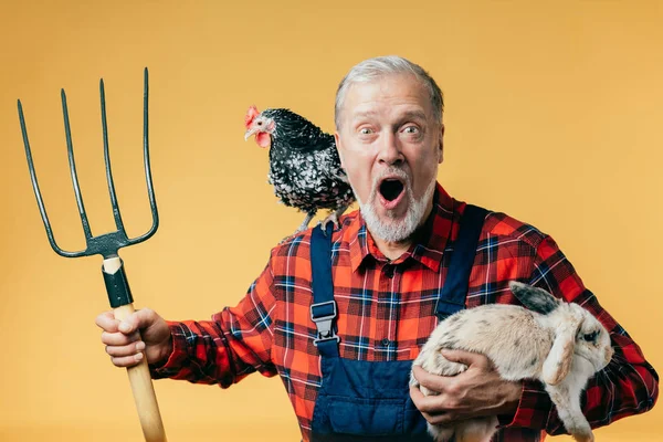 Emotional old rancher withmouth wide open — Stock Photo, Image