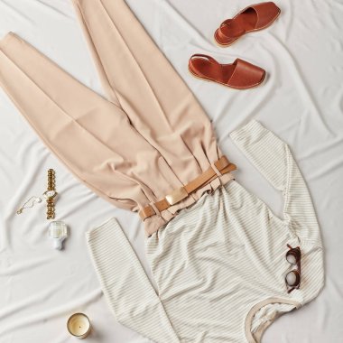 şık akıllı giyim tatil için hazırlanmıştır