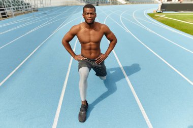 yetenekli hırslı sporcu rekabet öncesi ısınma