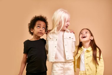 Pozitif çocukların portresi, çoklu etnik çocuklar