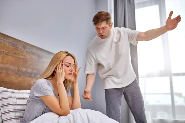 can you go to do housework dissatisfied man scream at wife