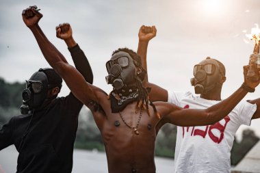 Afroamerikan halkı ırksal ayrımcılık nedeniyle ayaklanıyor