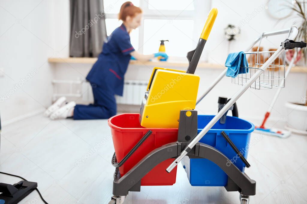 Cleaning set for different surfaces in kitchen, bathroom and other rooms.