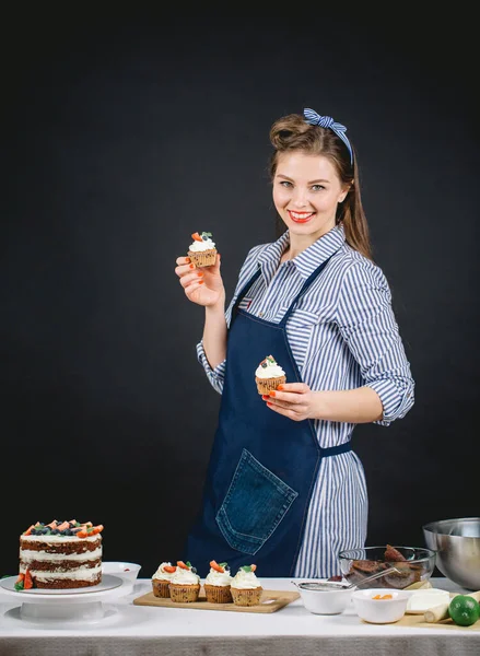 Pastry chef white woman giving masterclass of confectionery art