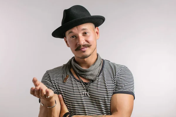 Closeup of confident happy man over studio white background — Stock Photo, Image