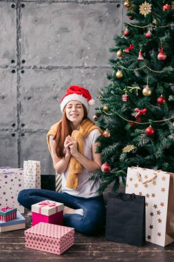 Muhteşem kadın Noel hediyesi hayal ediyor..