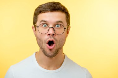 Çılgın fiyatlar. Kara Cuma 'da genel satış.