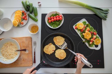 dişli çöl konsepti.