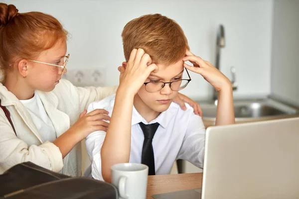 Friendly kids couple behave themselves as adults, solve work problems together — Stock Photo, Image