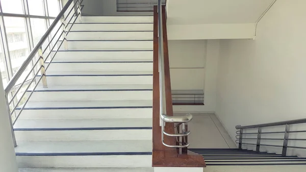 Treppe Gebäude Leerstehendes Modernes Bürogebäude — Stockfoto