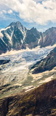 Layeres taş renk tonlarını çeşitli Grossglocknerscharte ve sözde yeşiltaş, Prasinit