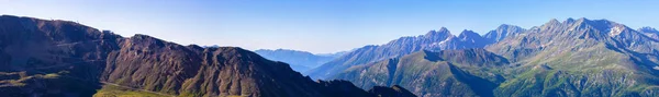 Широкий Утренний Обзор Канатной Дороги Панорамным Видом Самую Высокую Гору — стоковое фото