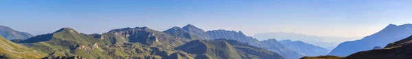 在奥地利东部蒂罗尔的高 Tauern 国家公园 左边的 Edelweissspitze 观赏点全景图 — 图库照片