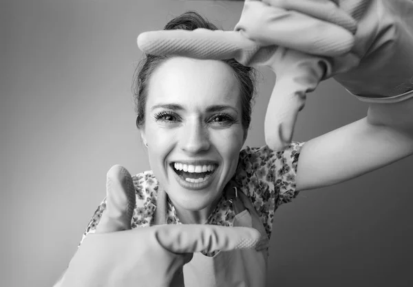 Smiling Modern Housewife Apron Hands Framing — Stock Photo, Image