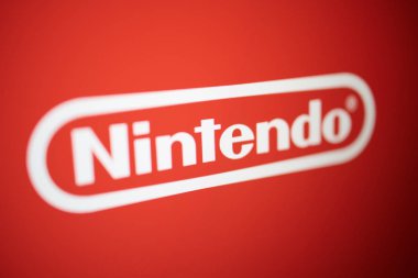 Site ekranından fotoğraflanan Nintendo logosunda closeup.