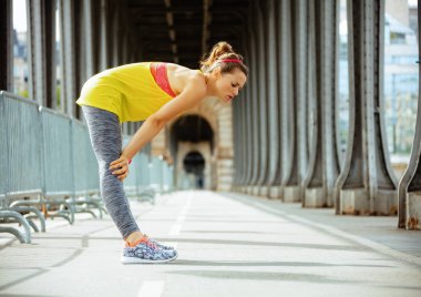 genç spor kadın egzersiz sonrası nefes alma