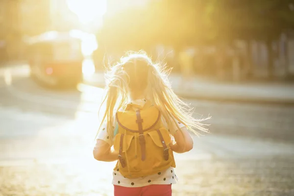 Life Covid Pandemic Seen Child White Polka Dot Blouse Yellow — Stock Photo, Image