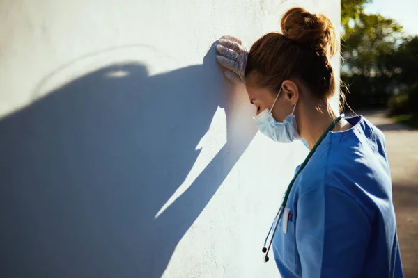 Covid Pandemic Stressed Modern Medical Doctor Woman Uniform Stethoscope Medical — Stock Photo, Image