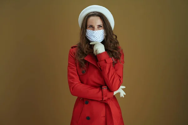 Vita Durante Pandemia Covid Pensoso Moderna Donna Mezza Età Cappotto — Foto Stock