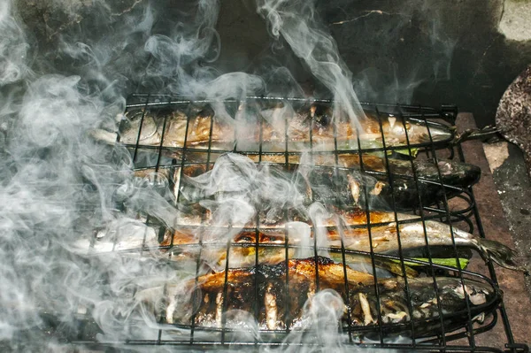 Mackerel Fish Grilled Iron Plate Rural House Fireplace Closeup White — Stock Photo, Image