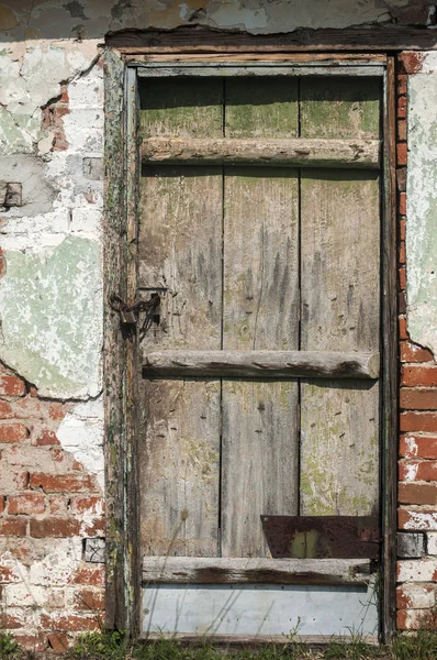 Old Weathered Grunge Farm Abandoned Shed Door Closeup — Stock Photo, Image