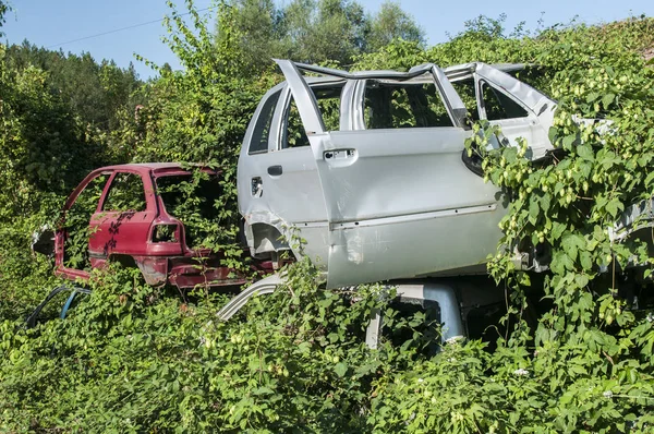 Auto Parts Store in the Middle of the Desert in Summer Season. Old  Automobiles, Car Wreckages Stock Photo - Image of transport, destroyed:  197673686