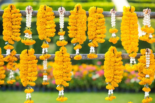 Thaise Calendula Ambachtelijke Garland Handgemaakte Hang Naar Pagode Barricade Vallende — Stockfoto