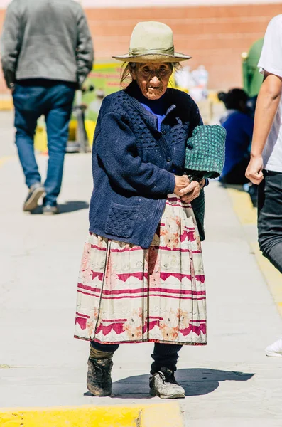 Традиционная перуанская старушка в Канте - Лима — стоковое фото