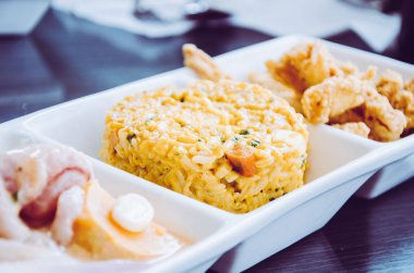 Peru gıda: Üçlü, cebiche, deniz ürünleri pirinç ve balık chicharron